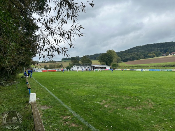 Leßbachtal-Stadion - Weißenbrunn-Thonberg