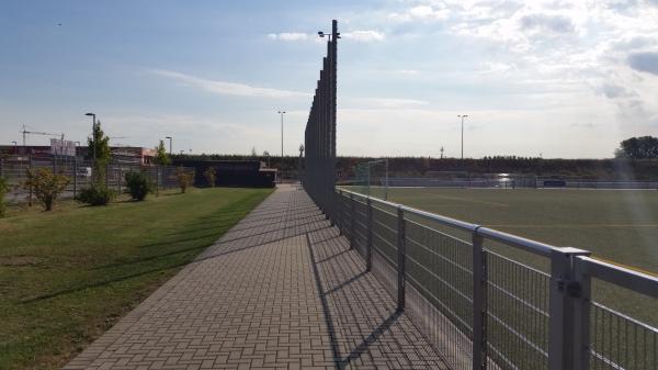 Bezirkssportanlage Sürther Feld Westplatz - Köln-Sürth