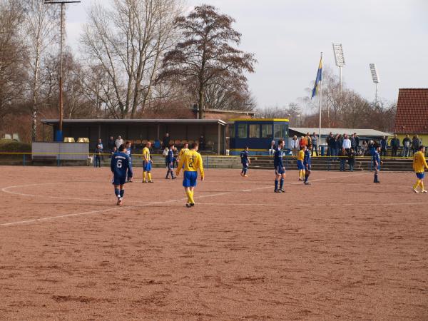 Sportplatz Cathostraße - Essen/Ruhr-Bergeborbeck