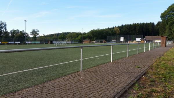 Sportplatz an der Eulenbuche - Drolshagen-Hützemert