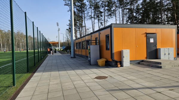 Stadion Hutnika Warszawa Boisko B - Warszawa