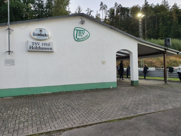 Sportplatz Tannenweg - Hatzfeld/Eder-Holzhausen