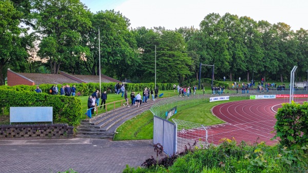 Jahnstadion im Sportpark Göttingen - Göttingen