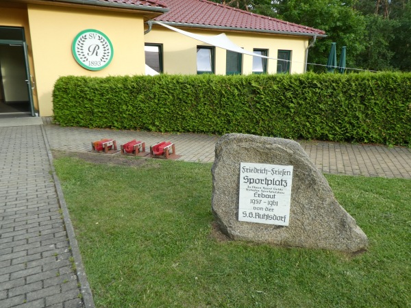 Friedrich-Friesen-Sportplatz - Teltow-Ruhlsdorf