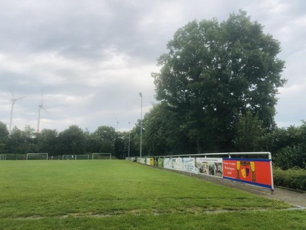 Sportplatz Tivoli - Ense-Waltringen