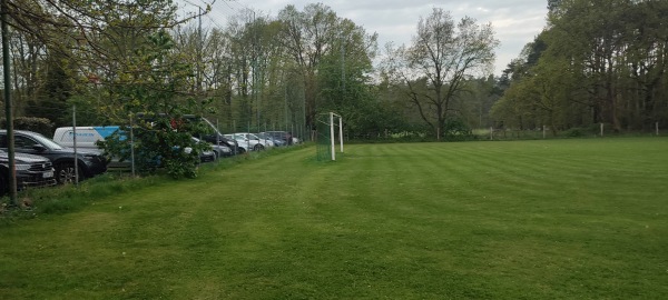 Sportanlage Burgdorfer Weg B-Platz - Uetze-Katensen
