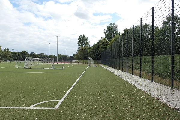 Sportanlage Karl-Arnold-Ring Platz 3 - Hamburg-Wilhelmsburg