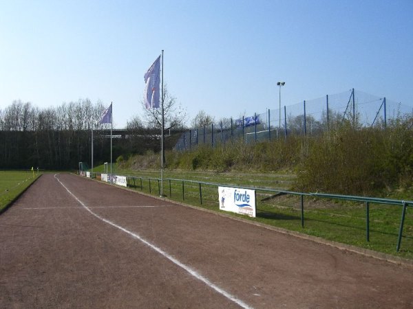 Stadion an den Hochbrücken - Kiel-Holtenau