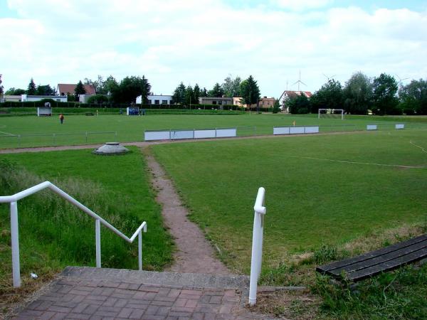 Sportplatz Nauendorf - Wettin-Löbejün-Nauendorf