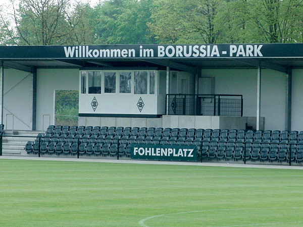 Fohlenplatz / Trainingsgelände am BORUSSIA-PARK Platz 10 - Mönchengladbach