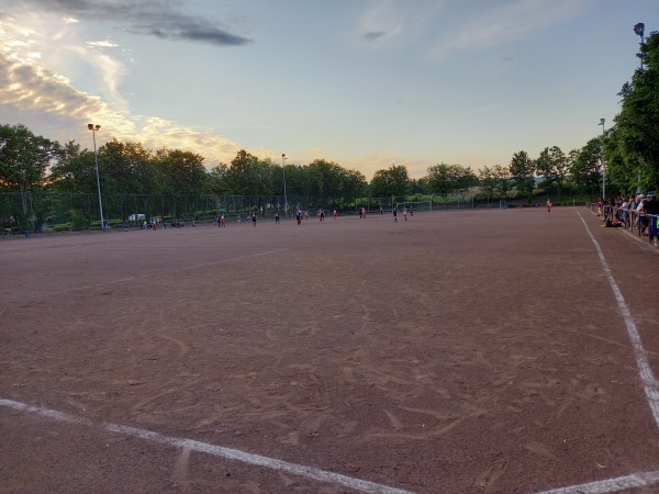 Sportplatz am Kallebad - Wiesbaden-Gräselberg