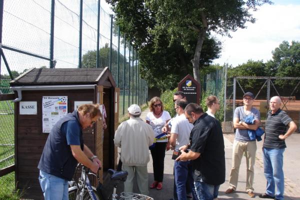 Sportanlage an der Kanalbrücke - Hannover-Vahrenheide