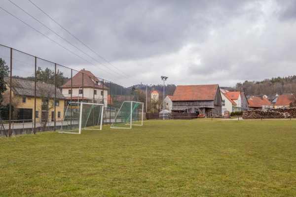 Sportpark Eschenfelden Platz 2 - Hirschbach/Oberpfalz-Eschenfelden