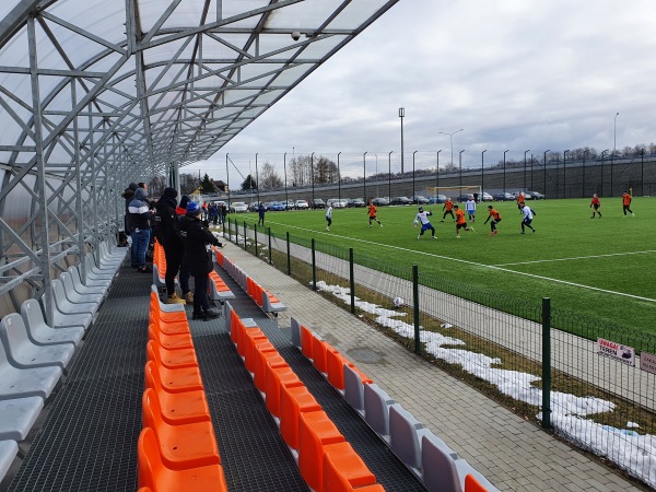 Sztuczne boisko w Woli Rzędzińskiej - Wola Rzędzińska