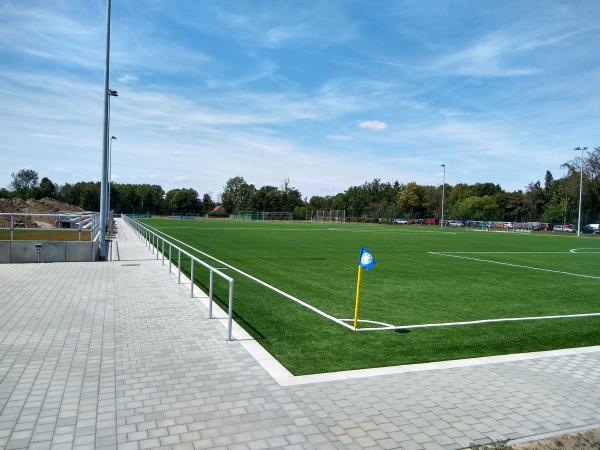 Bruno-Plache-Stadion Nebenplatz 1 - Leipzig-Probstheida