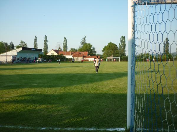 Sportovní areál Václava Ježdíka - Všeradice