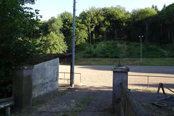 Sportplatz Rheinstraße - Remagen-Unkelbach