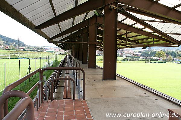 Estadio Santa María de Lezama - Lezama, PV