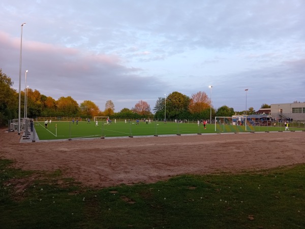 Sportanlage Quickborner Straße - Borstel-Hohenraden