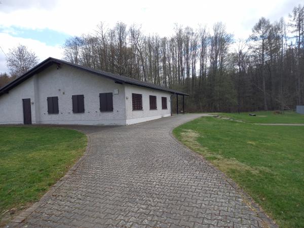 Birkensportplatz - Staudt