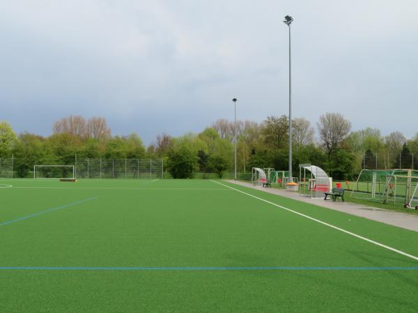 Bezirkssportanlage Osterstader Straße Platz 2 - Bremen-Grolland