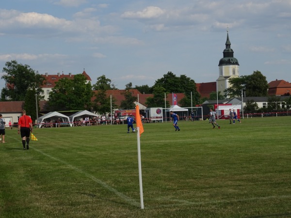 Sportplatz am Schloß - Großkmehlen