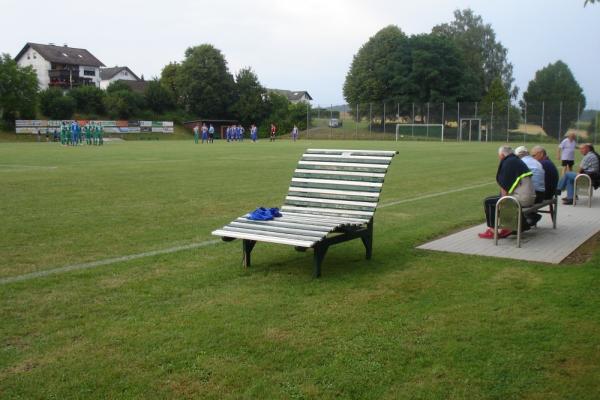 Sportplatz Auf der Heide - Brakel-Bellersen