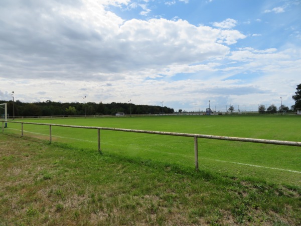 Sportanlage am Busch Platz 2 - Südliches Anhalt-Quellendorf