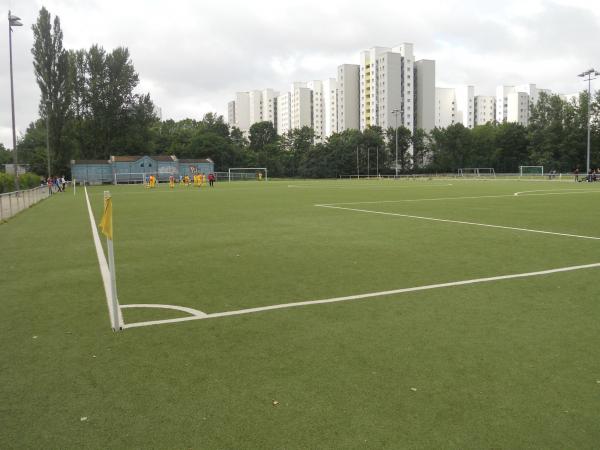 Sportanlage Königshorster Straße - Berlin-Märkisches Viertel