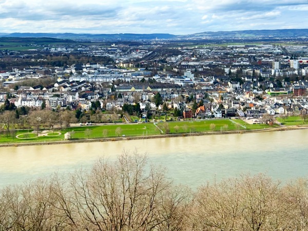 Sportanlage Am Ufer Platz 2 - Koblenz-Neuendorf