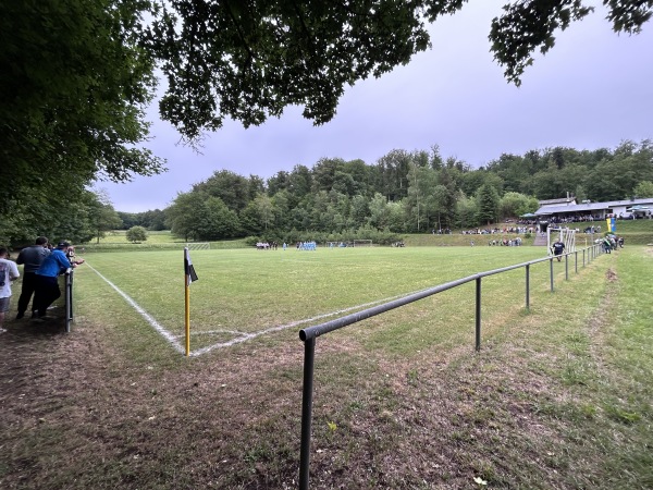 Sportplatz Am Hühnerberg - Braunfels-Tiefenbach