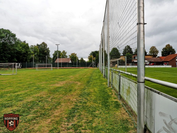 Sportplatz an der Schützenhalle - Schloß Holte-Stukenbrock-Liemke