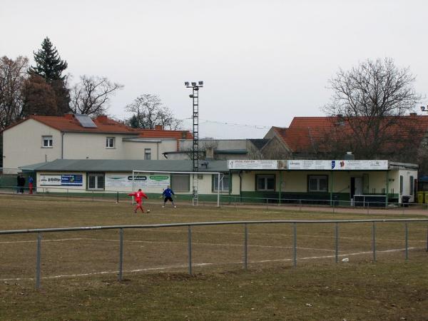 Sportanlage am Kirchberg - Petersberg/Saalekreis-Teicha