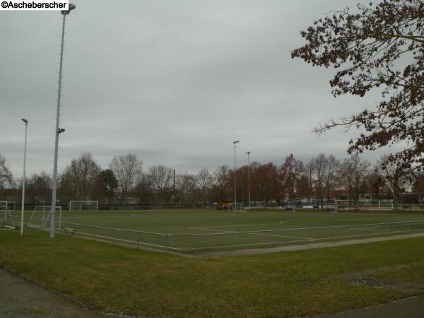 Bachgaustadion Nebenplatz - Großostheim