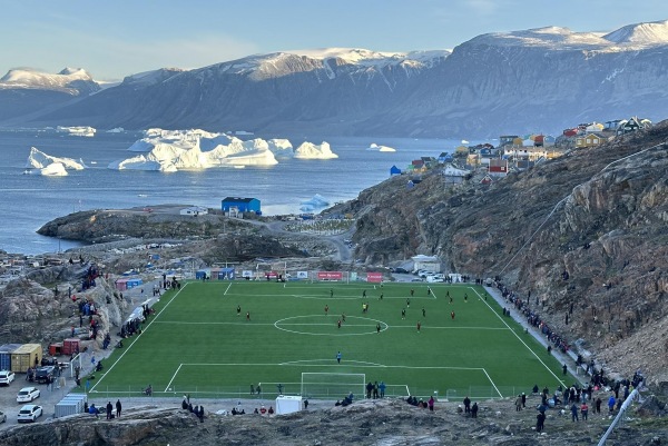 Uummannaq Stadion - Uummannaq