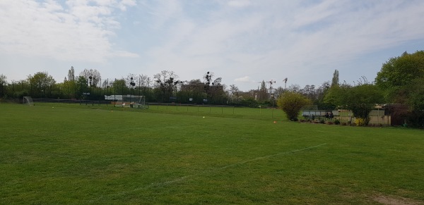 Sportanlage an der Kanalbrücke B-Platz - Hannover-Vahrenheide