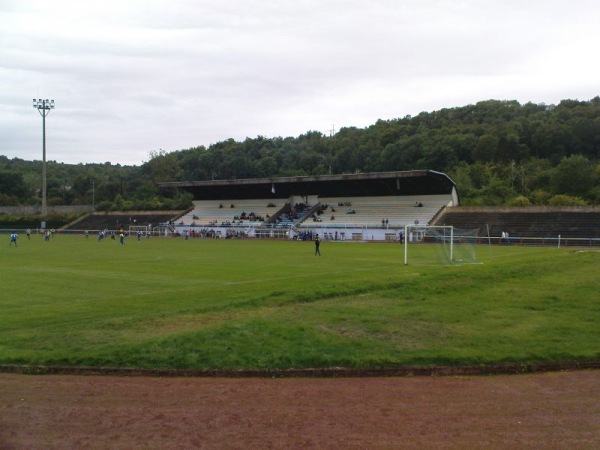Stade Municipal - Déifferdeng-Uewerkuer (Differdange-Obercorn)