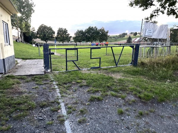 Sportplatz am Weiher - Büdingen-Rohrbach