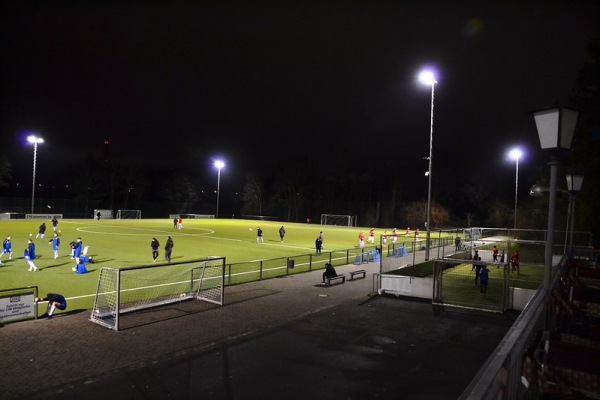Sportanlage Pastor-Wolff-Straße - Köln-Niehl
