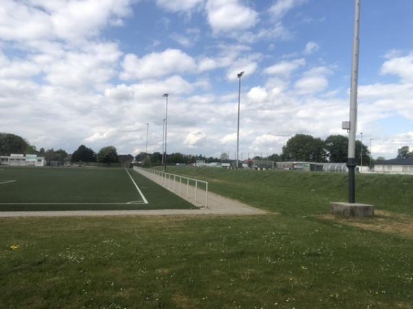 Sportzentrum Rabenfittich Hubert-Schumacher Kunstrasen-Platz - Geseke