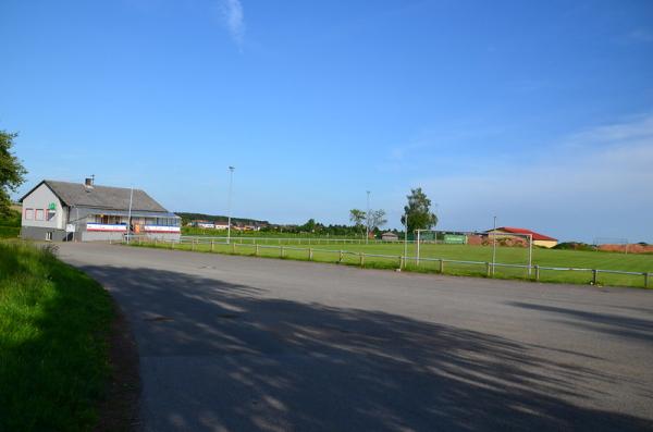 Sportplatz Katzenbuckel - Waldbrunn/Odenwald-Waldkatzenbach