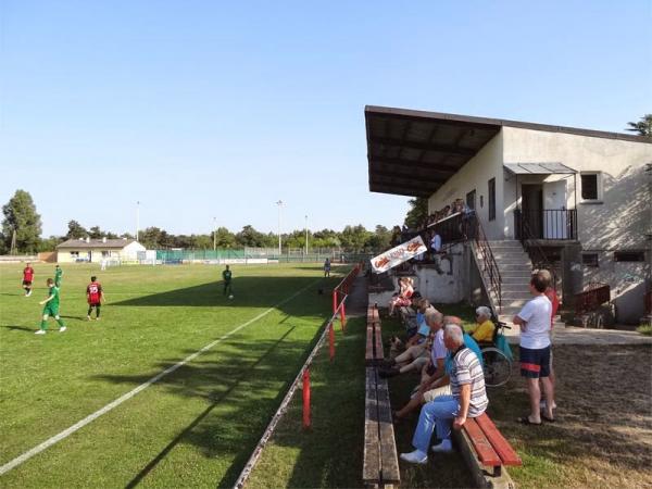 Sportplatz Strasshof - Strasshof an der Nordbahn