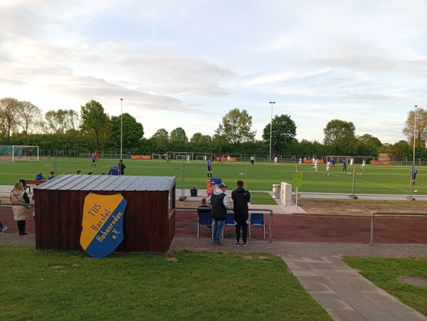 Sportanlage Quickborner Straße - Borstel-Hohenraden