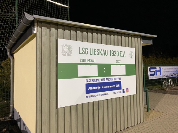 Sportanlage Friedensstraße Platz 2 - Salzatal-Lieskau