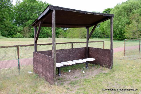 Waldsportplatz - Oranienburg-Schmachtenhagen