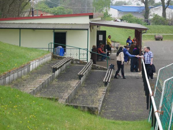 Otto-Lilienthal-Stadion - Rhinow