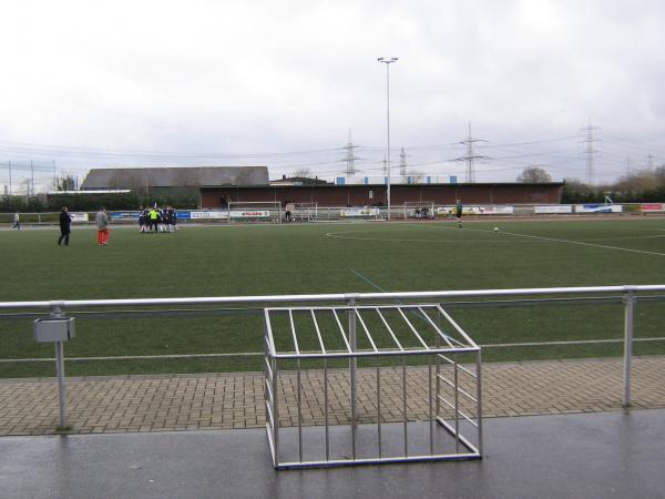 Sportanlage Emsstraße - Wesseling-Berzdorf