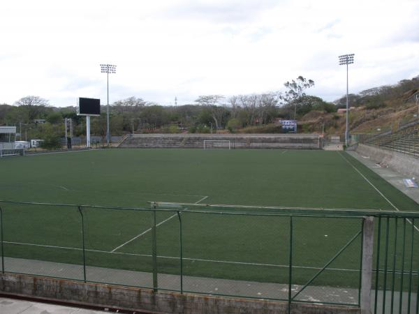 Estadio Nacional de Fútbol - Managua