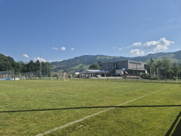 Sportanlage Peterswinkel - Lachen SZ