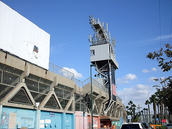 Shkhunat Hatikva Stadium - Tel Aviv